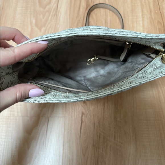 Michael Kors Cream Logo Crossbody Bag - Picture 4 of 5